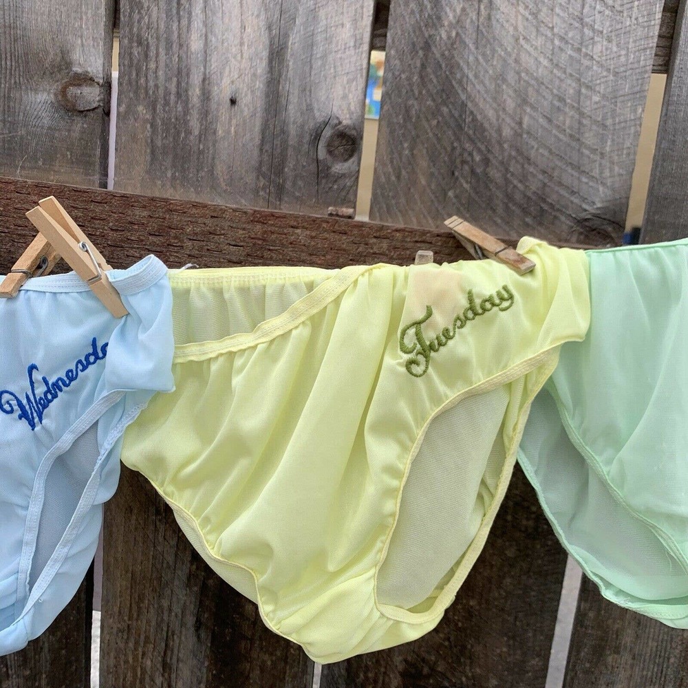 Vintage 1960's Panties Day of the Week Deadstock - Picture 6 of 10